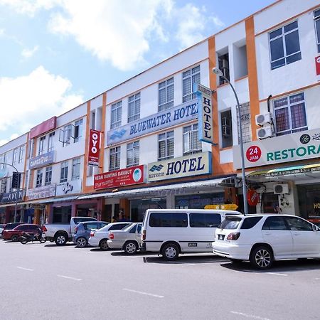 Oyo 89763 Bluewater Hotel Mersing Bagian luar foto