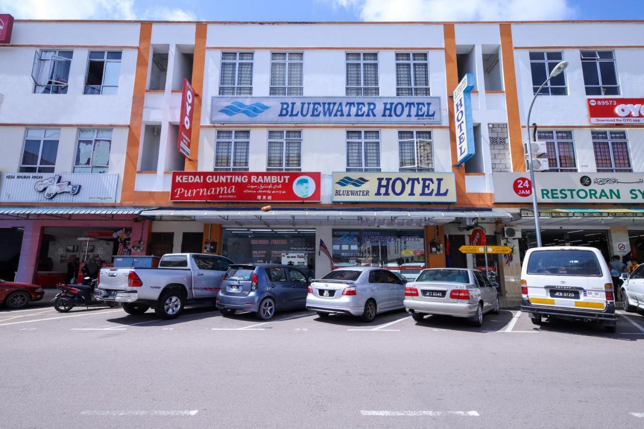 Oyo 89763 Bluewater Hotel Mersing Bagian luar foto