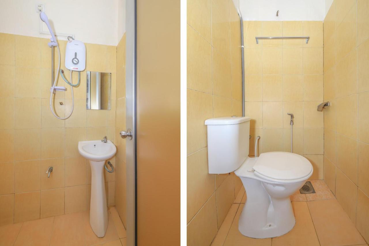Oyo 89763 Bluewater Hotel Mersing Bagian luar foto