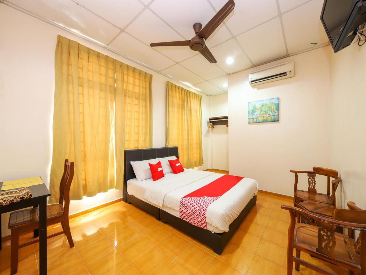 Oyo 89763 Bluewater Hotel Mersing Bagian luar foto