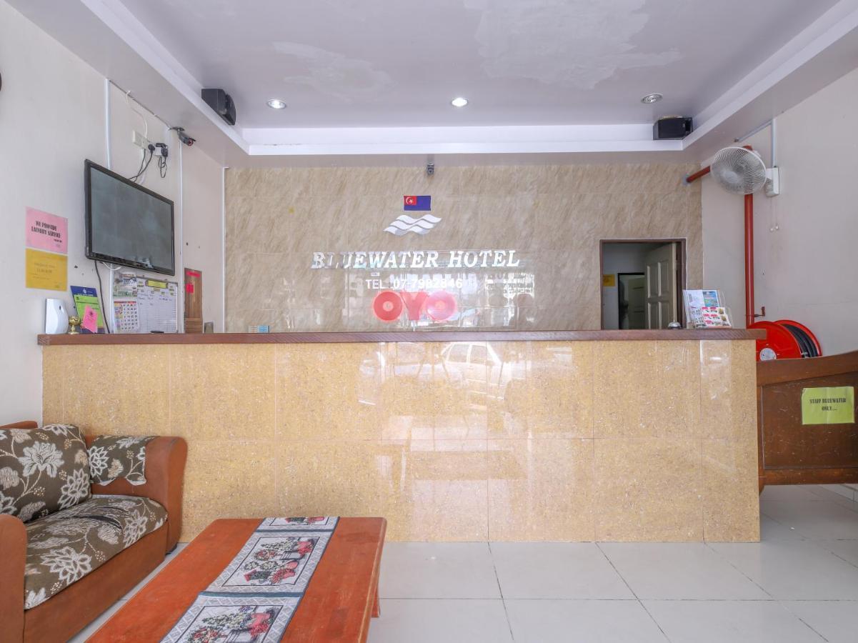 Oyo 89763 Bluewater Hotel Mersing Bagian luar foto